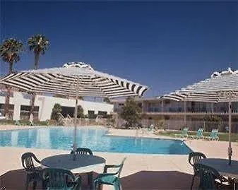 Days Inn By Wyndham Palm Springs 3*,