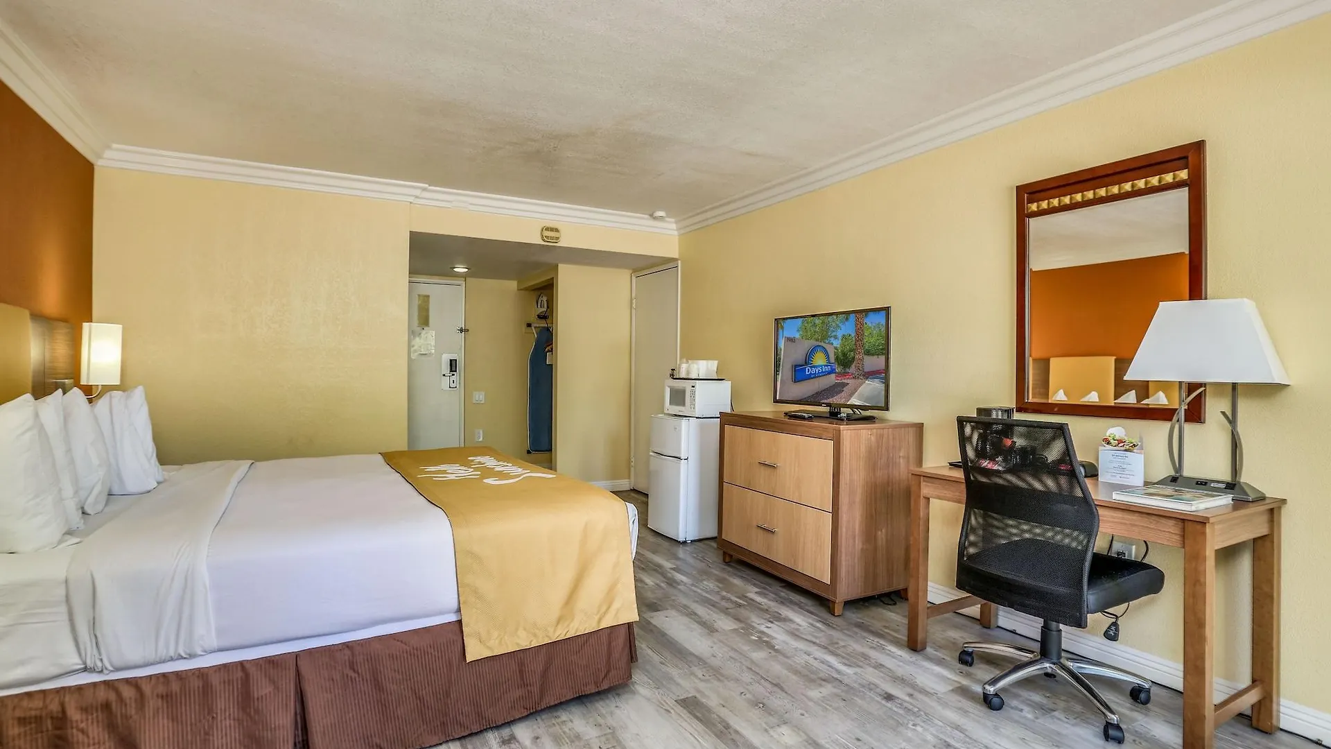 Hotel Days Inn By Wyndham Palm Springs